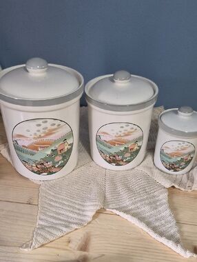STUDIO NOVA Y2317 HOMECOMING 3 PC. CANISTER SET w/LIDS